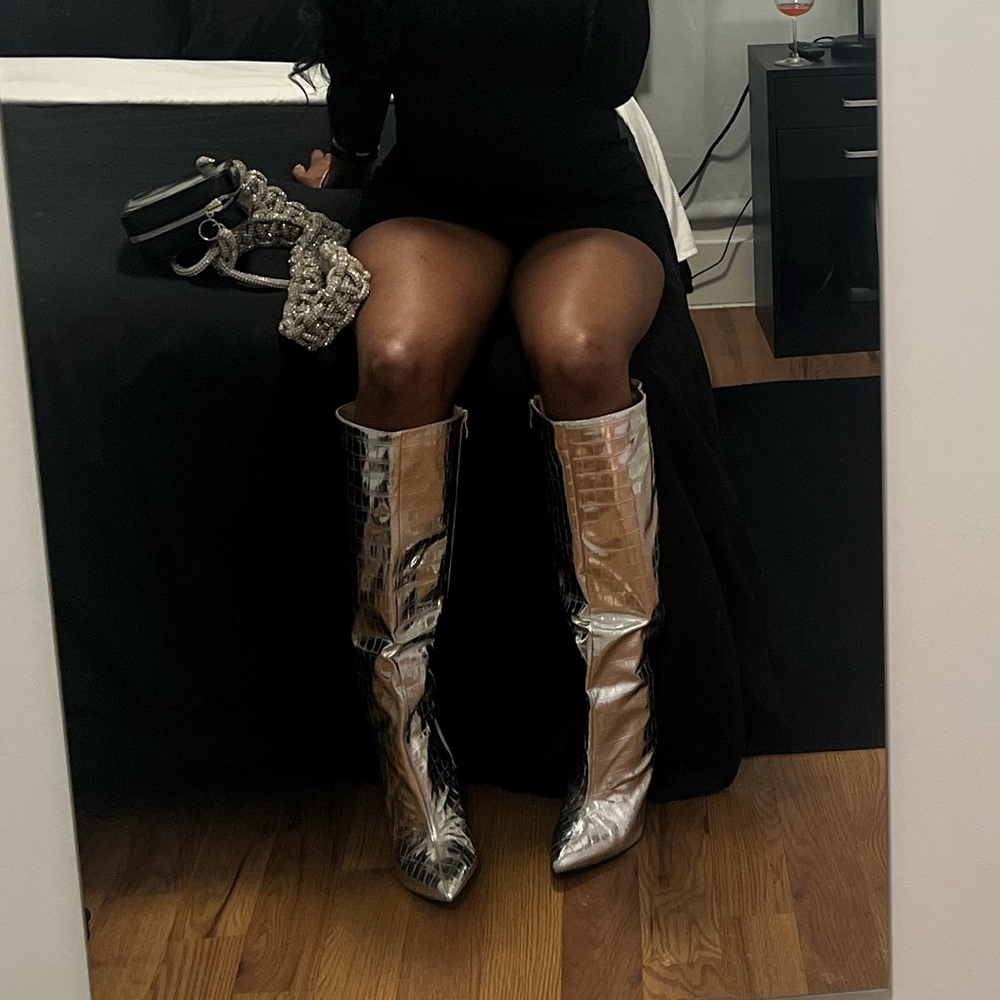 PLT Silver Wide Fit Metallic Point Toe Croc Block High Heeled Knee Boots - Picture 4 of 4